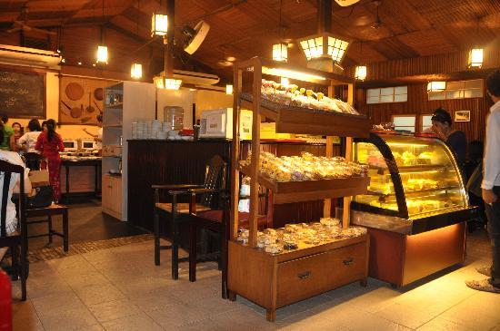 Feel ဖီးလ် စားသောက်ဆိုင်